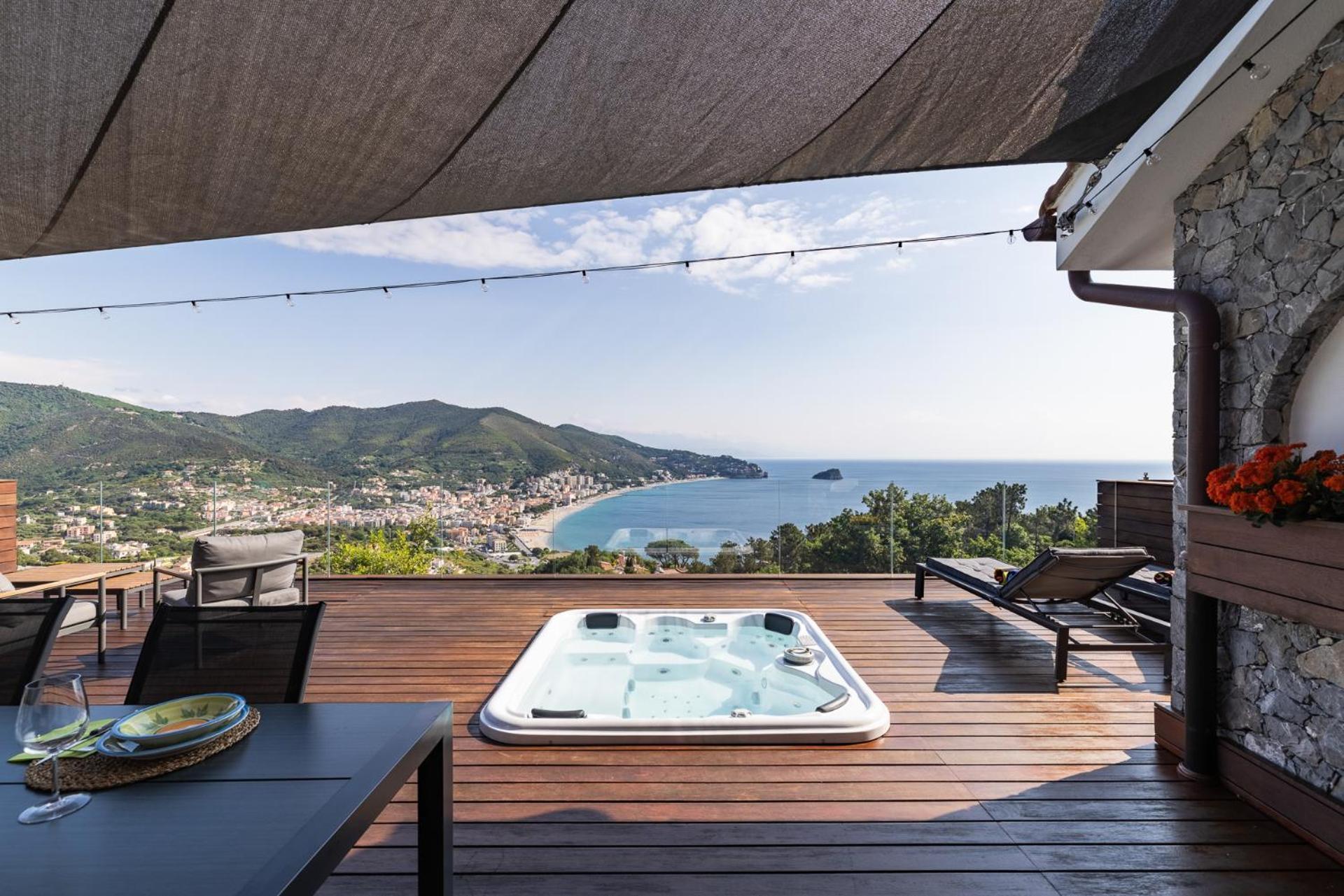 ノーリ Spettacolare Vista Isola Terrazza E Idromassaggioヴィラ エクステリア 写真