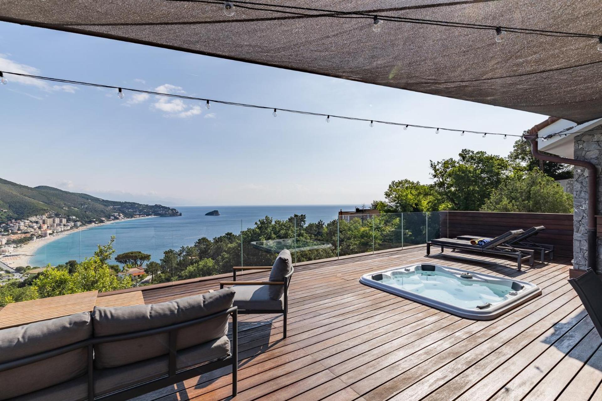 ノーリ Spettacolare Vista Isola Terrazza E Idromassaggioヴィラ エクステリア 写真