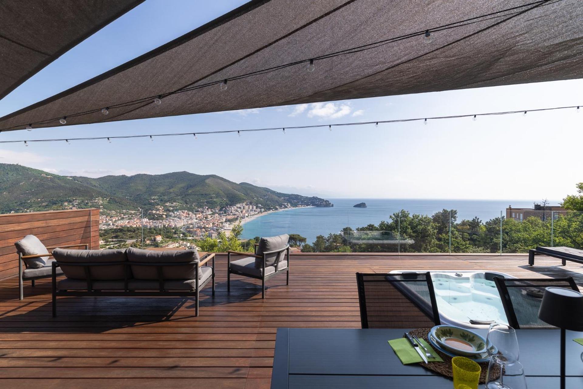 ノーリ Spettacolare Vista Isola Terrazza E Idromassaggioヴィラ エクステリア 写真