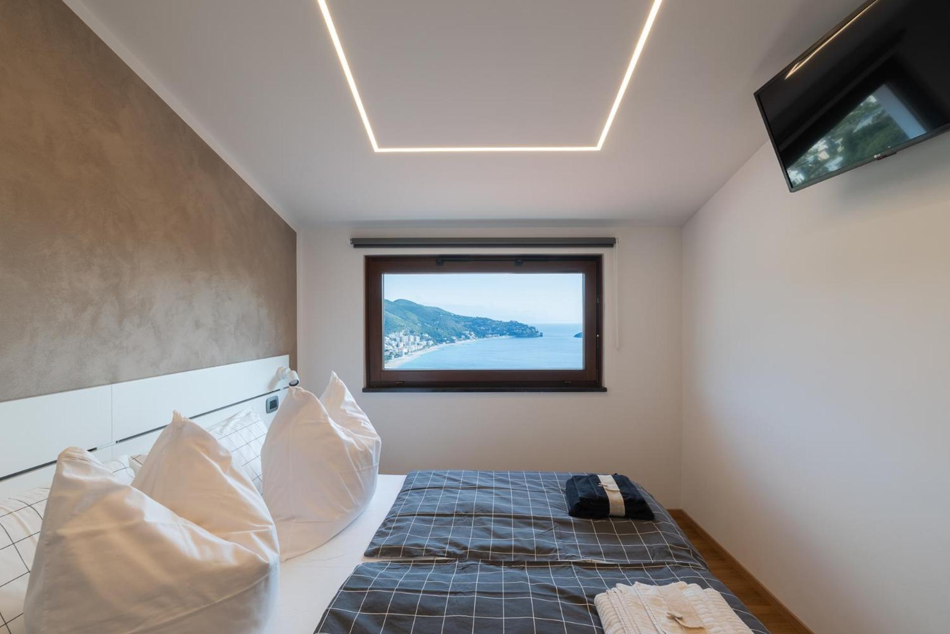 ノーリ Spettacolare Vista Isola Terrazza E Idromassaggioヴィラ エクステリア 写真